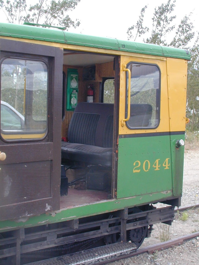 2044e.JPG