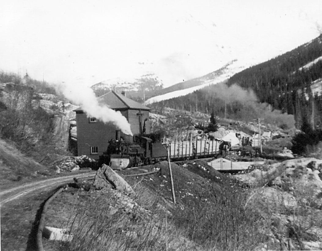 Glacier-WWII-250-GB.JPG