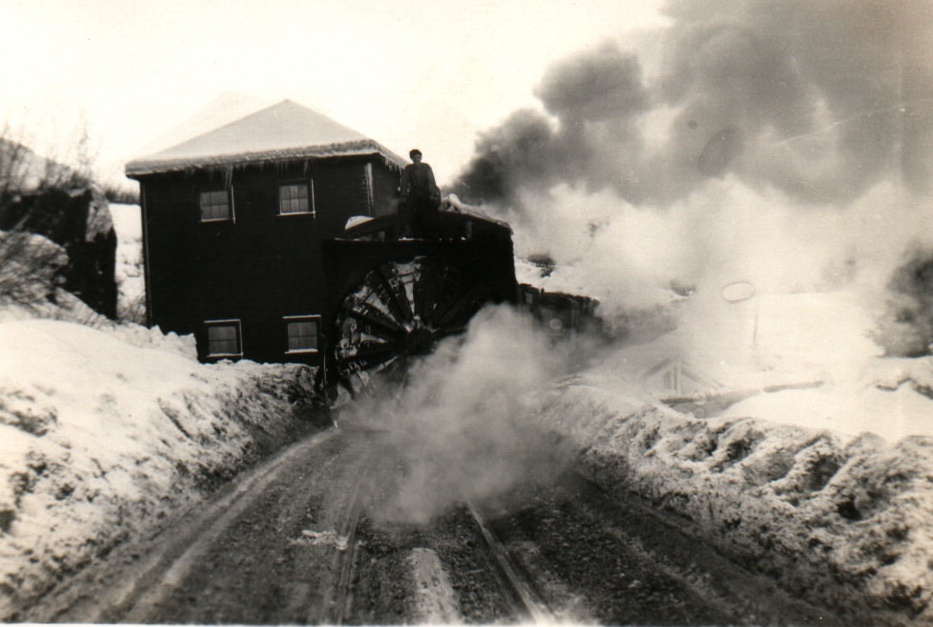 Glacier-WWII-Rotary-Tank-GB.JPG
