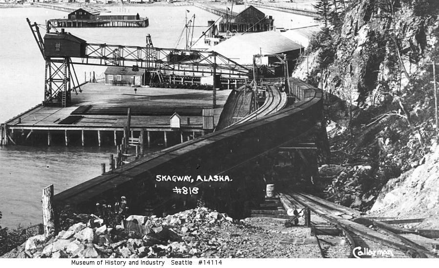 SK-crane-dumper-boxcars.jpg